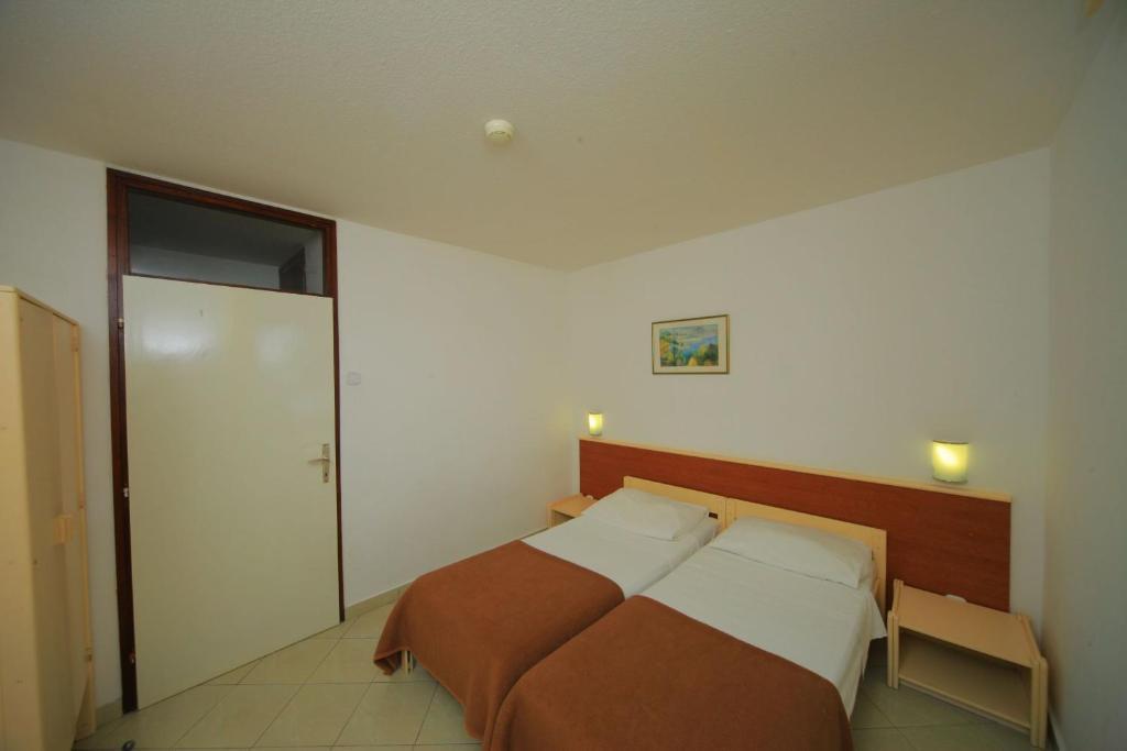 Park za odmor Kanegra Plava Laguna 2*